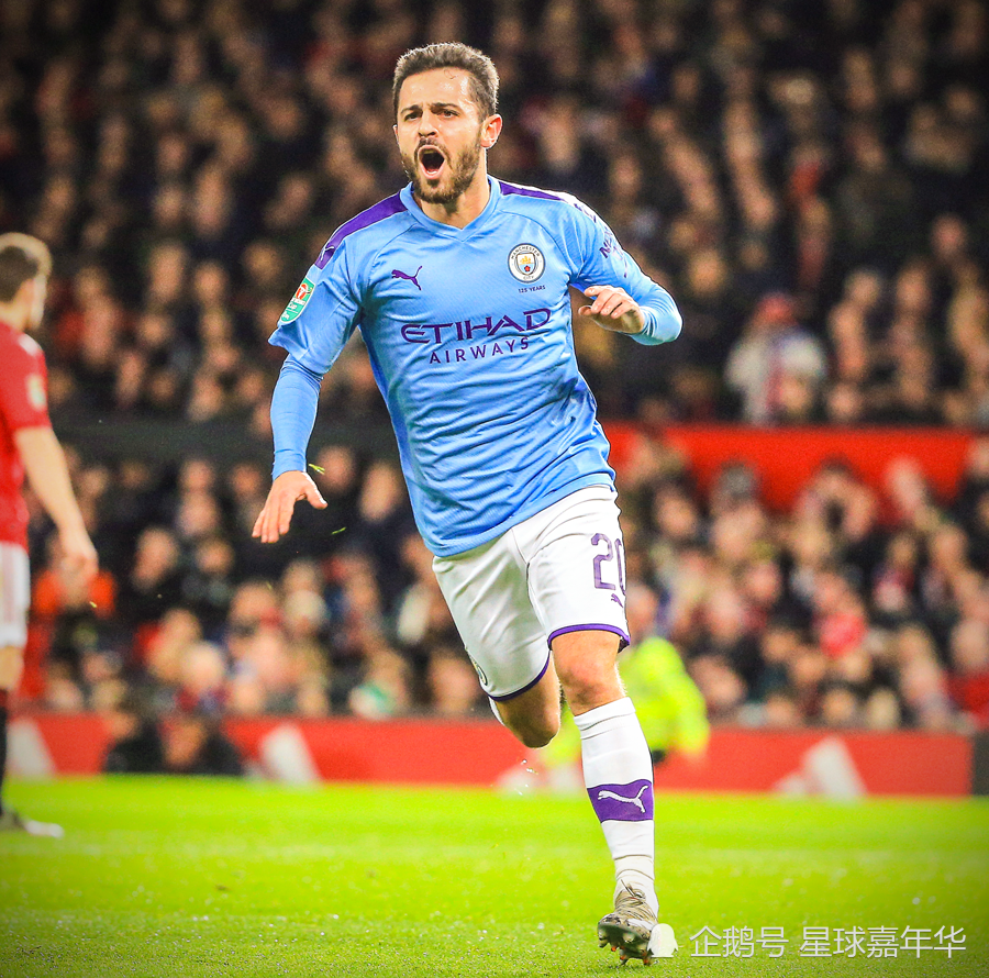 球星无解远射，全网循环播放