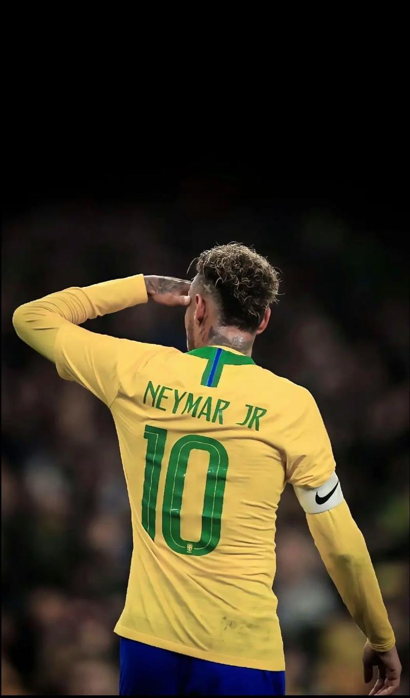 加盟米兰至今只替补出场1次，斯基拉：奥多古可能在冬窗离队（斯基拉：奥多古加盟米兰后仅替补登场一次，冬窗或将离队）