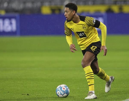 卖奖杯、卖主力、等收购，破产后的球队何去何从