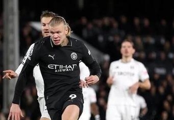 入樽扣篮把全场点燃（炸裂暴扣引爆全场）