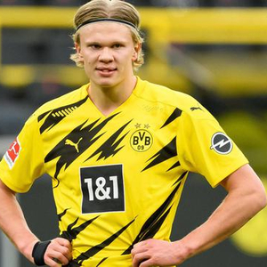 图片报：诺伊尔调整了训练流程，乌尔比希也激励着他继续