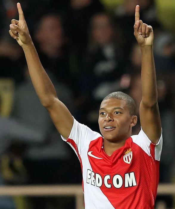 孙兴慜附体！范德文逆天一条龙！预定年度最佳