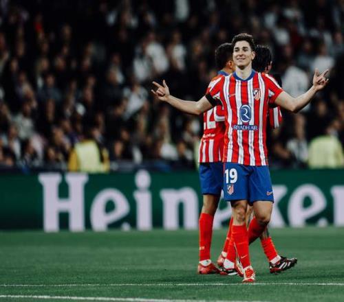 广东大胜广州！三外狂砍60分，王洪泽陈家政太香，徐杰划水！（广东轻取广州：三外援合砍60分，王洪泽陈家政抢眼，徐杰状态一般）