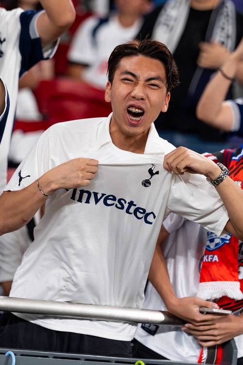 意甲保级生死冲！萨索洛主场剿杀19名紫百合，贝拉尔迪复出即王炸（意甲保级生死战！萨索洛主场狙击紫百合，贝拉尔迪伤愈复出即王炸）