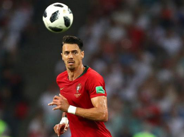 斯基拉：尤文派球探观看西班牙U21比赛，考察罗德里戈-门多萨（斯基拉称：尤文派出球探现场观看西班牙U21，重点考察罗德里戈-门多萨）