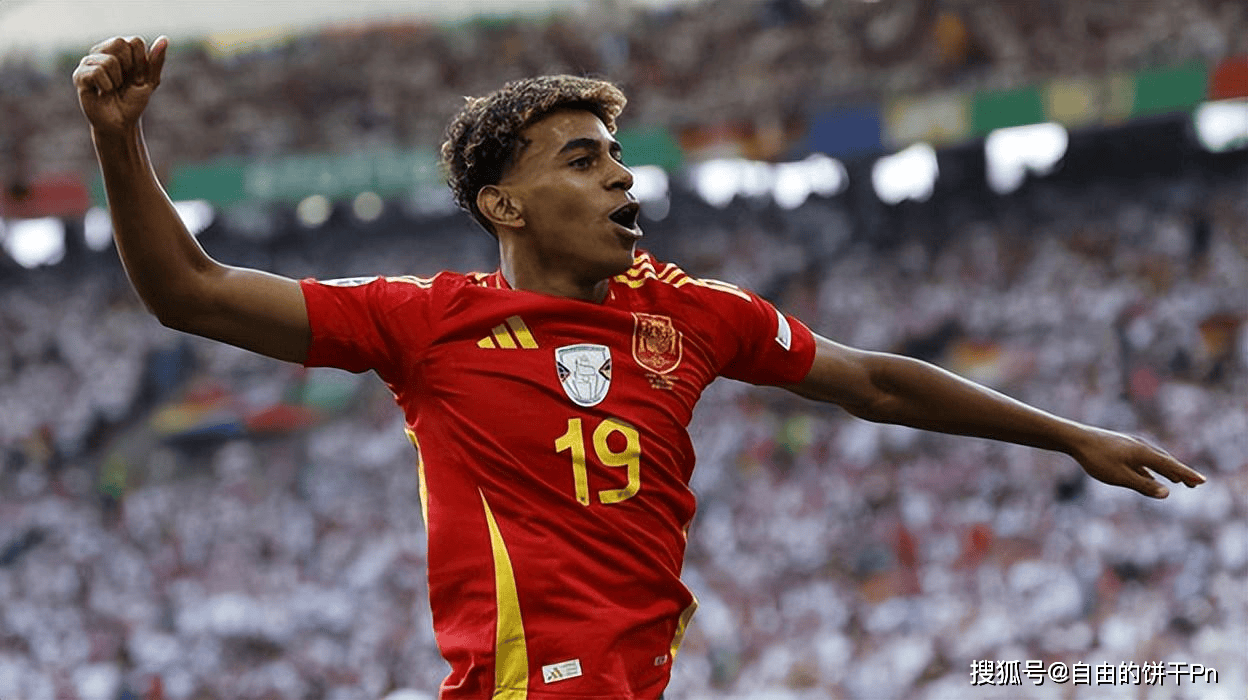 这比赛完全可以封神